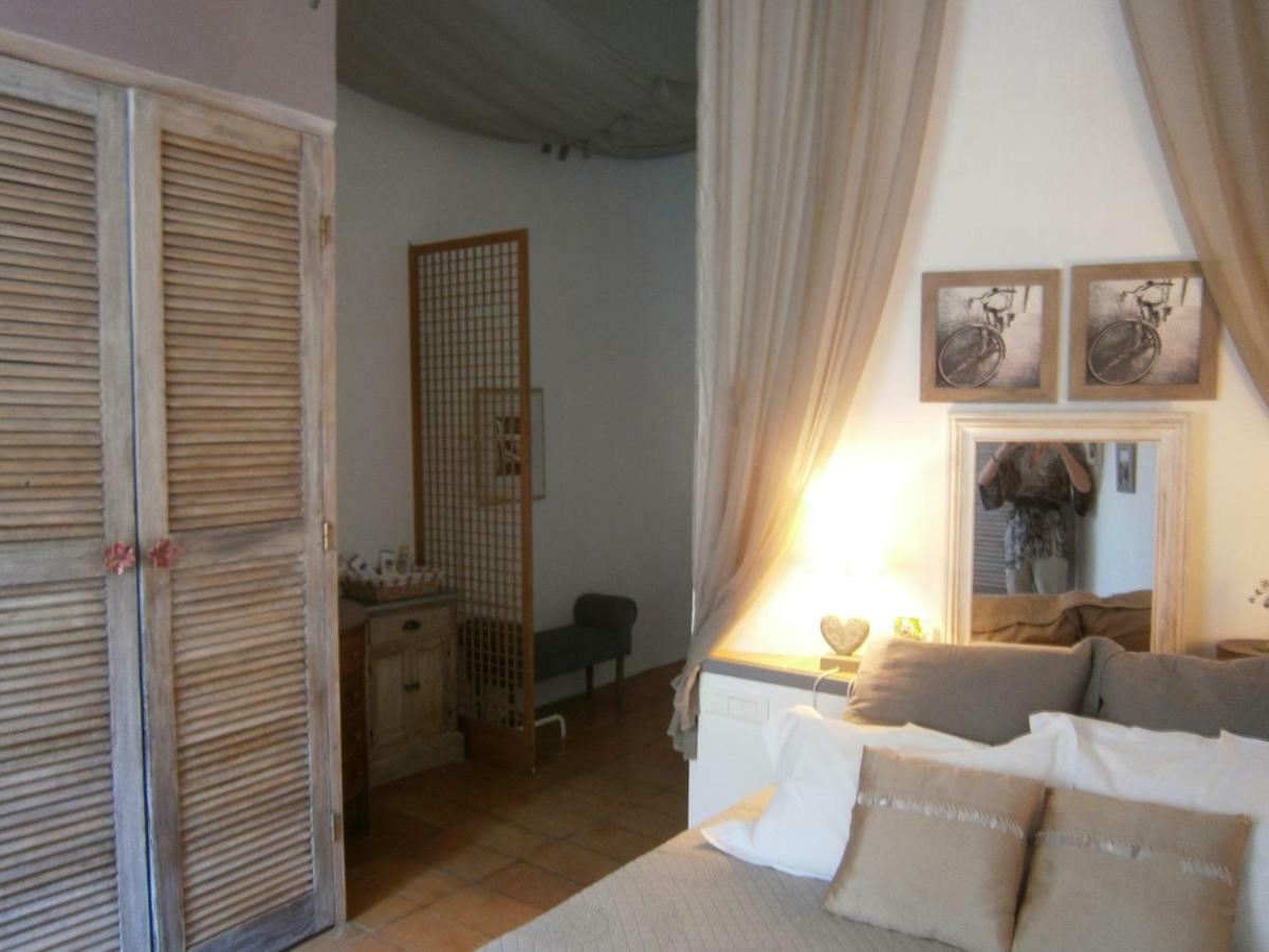 Les Aiguieres En Provence Bed and Breakfast Suze-la-Rousse Buitenkant foto