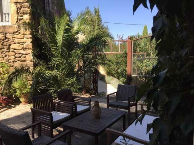 Les Aiguieres En Provence Bed and Breakfast Suze-la-Rousse Buitenkant foto